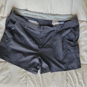 Bass Pro Shop Black Cargo Shorts